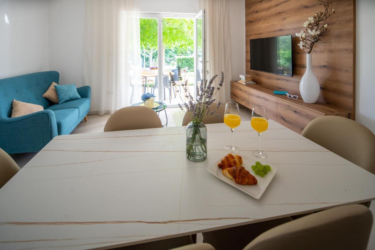 Garden Apartment Pakoštane Eksteriør bilde